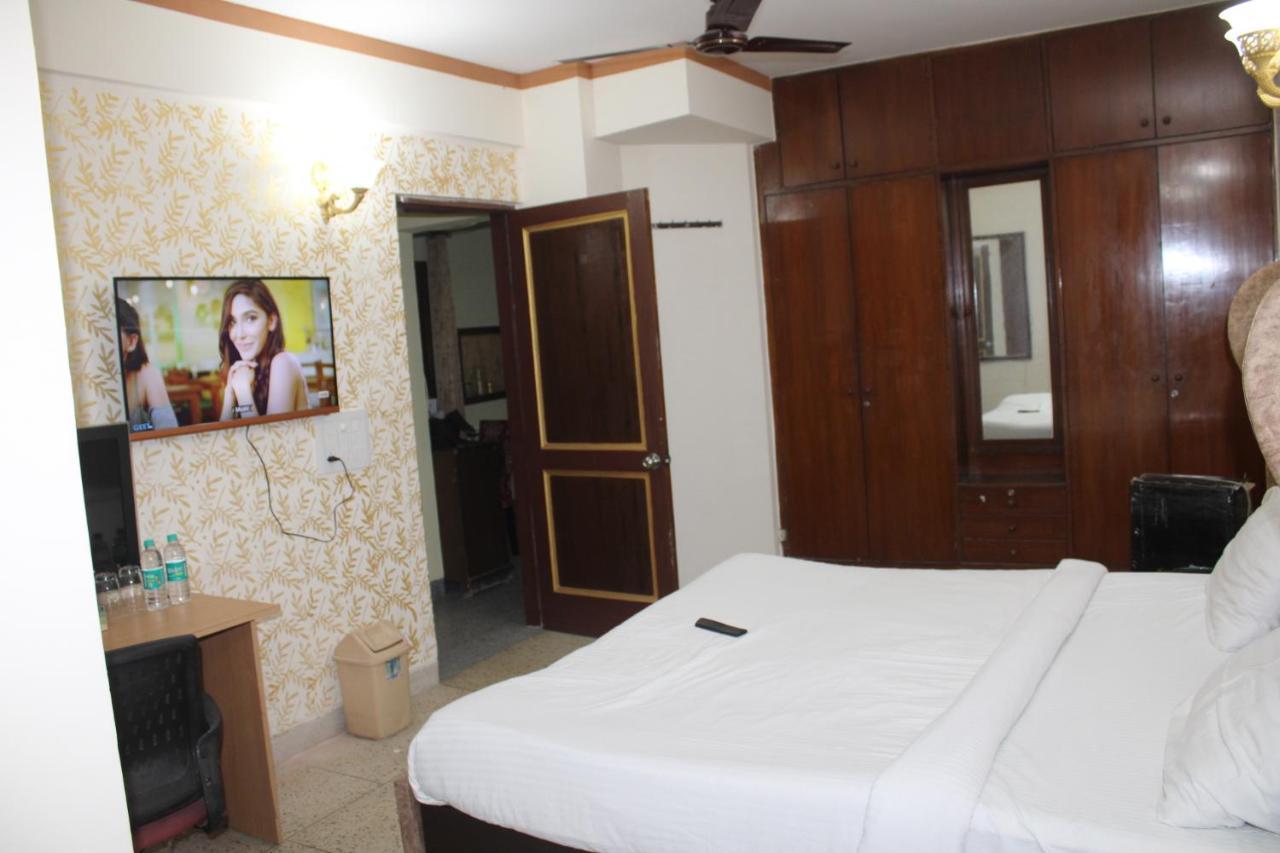 Awasthi Kozi Stays B&B - Closest To Vfs New Delhi Extérieur photo